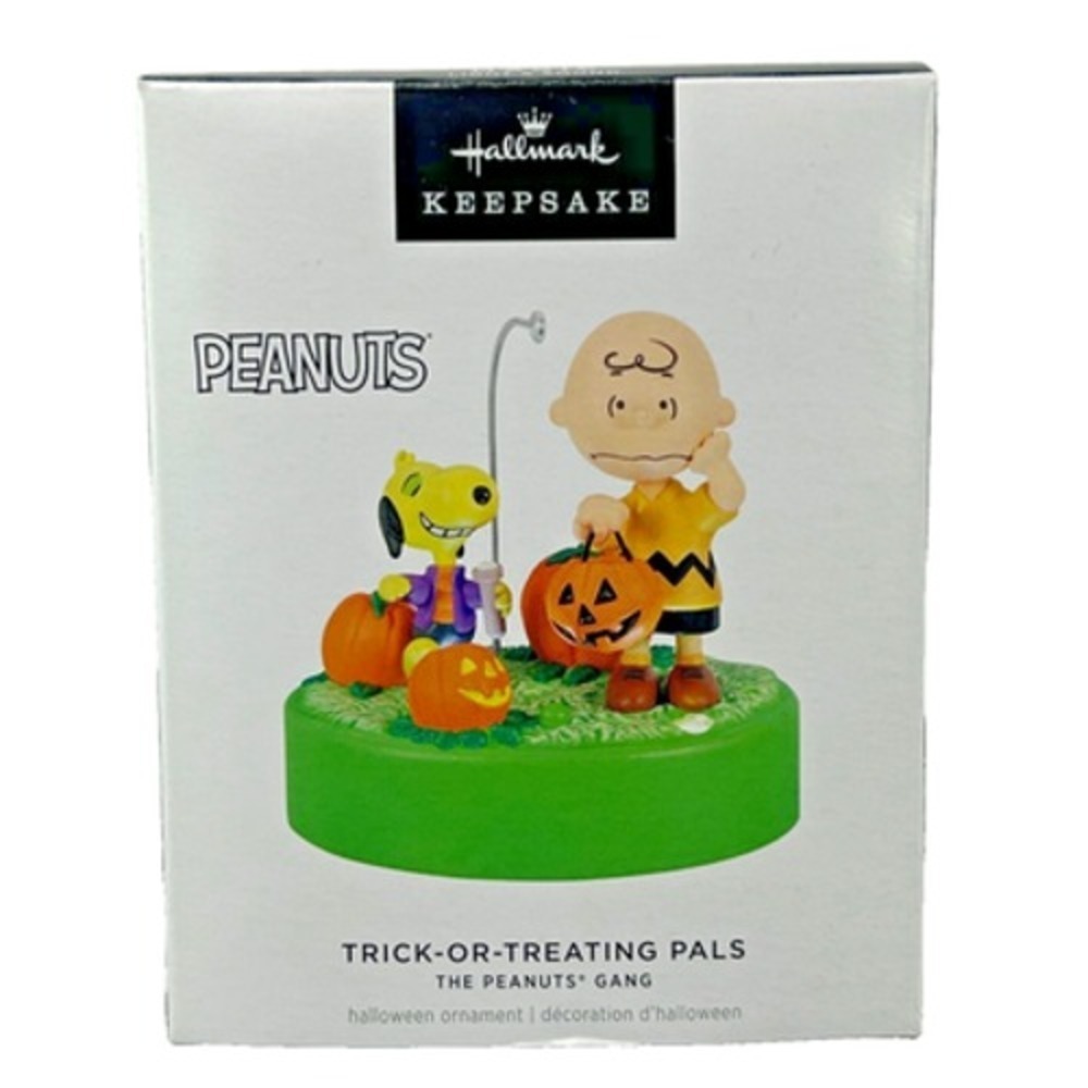 Hallmark TRICK-OR-TREATING PALS 2024 Halloween Keepsake‎ Magic Ornament Snoopy